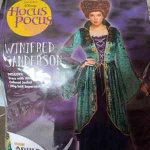 Women’s Halloween costume